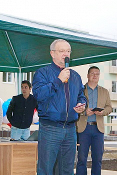 Сдача домов в п. Старатель 15.09.2016